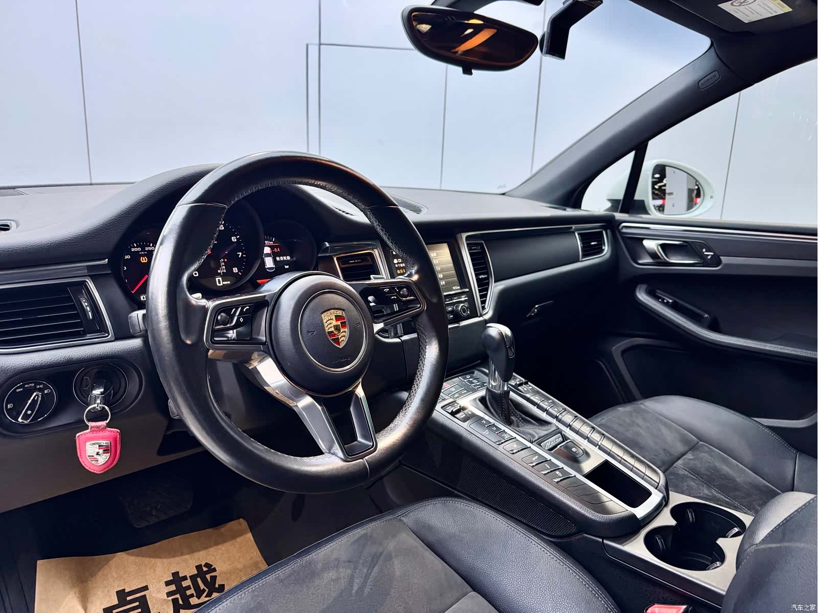 Porsche Macan, 2015 8