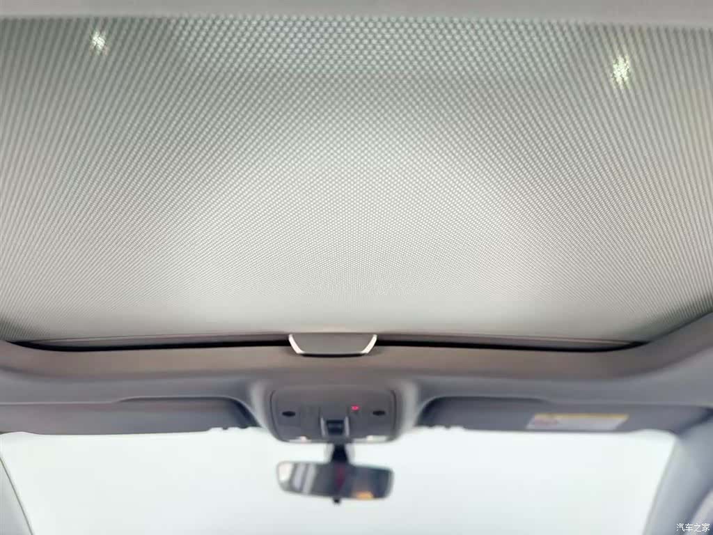 Audi Q2L, 2021 18