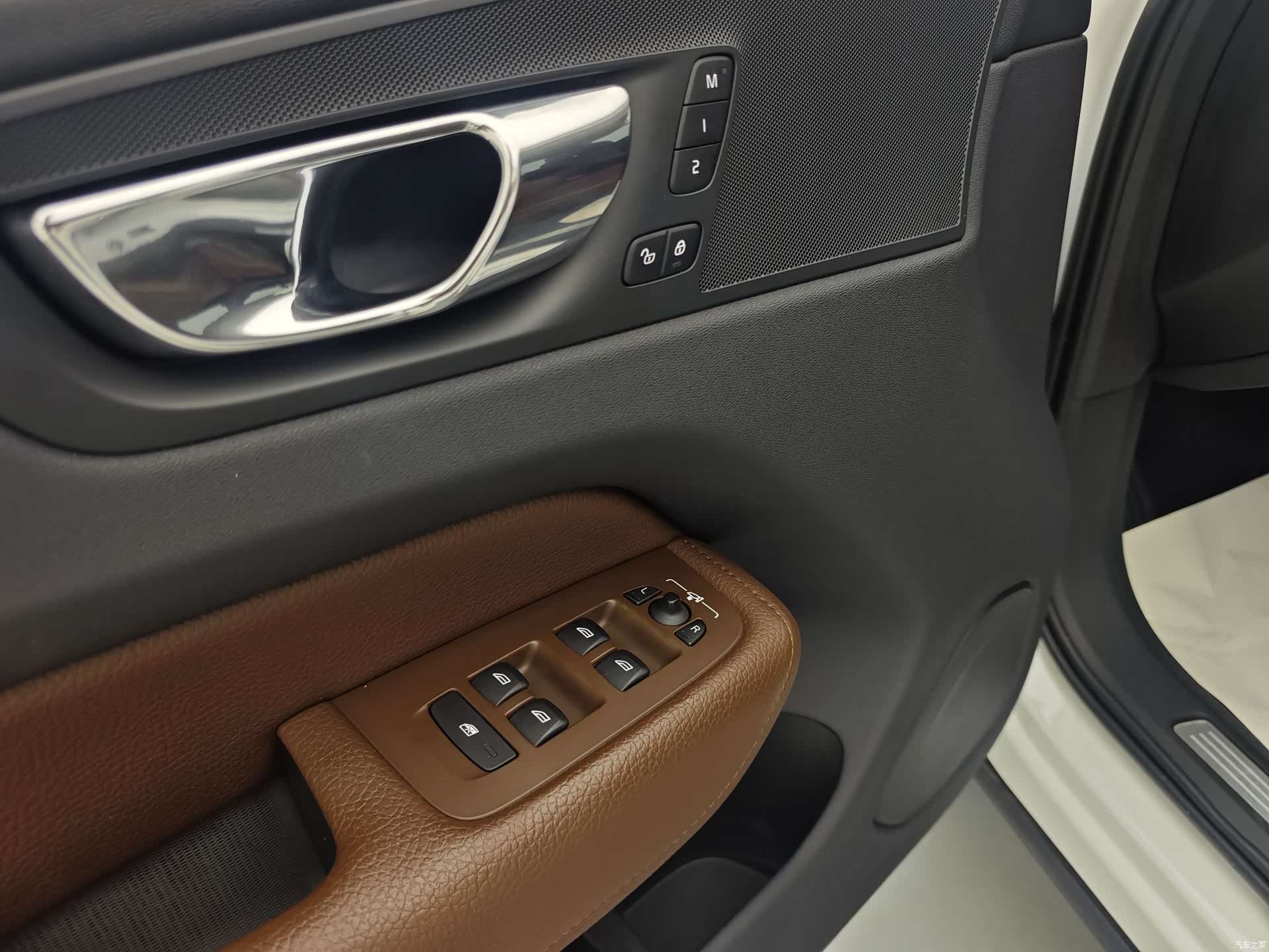 Volvo XC60, 2018 17