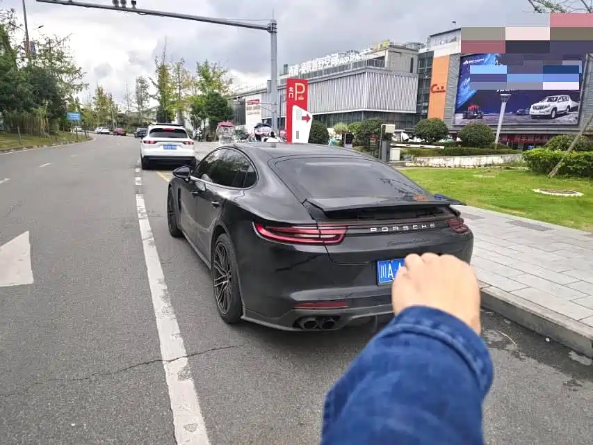 Porsche Panamera