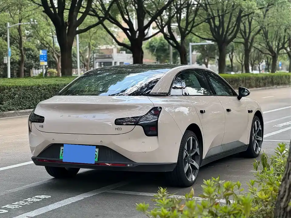 XPENG MONA M03