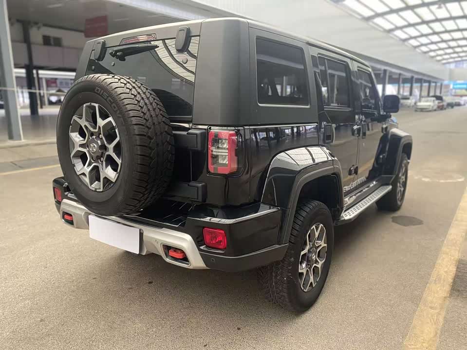 Beijing BJ40