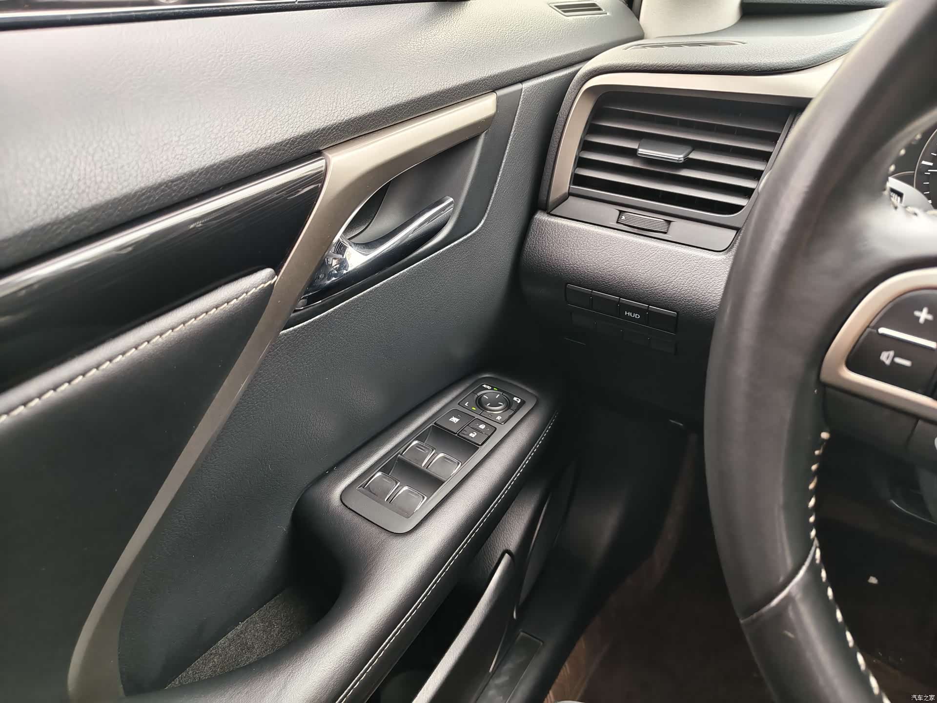 Lexus RX, 2022 25