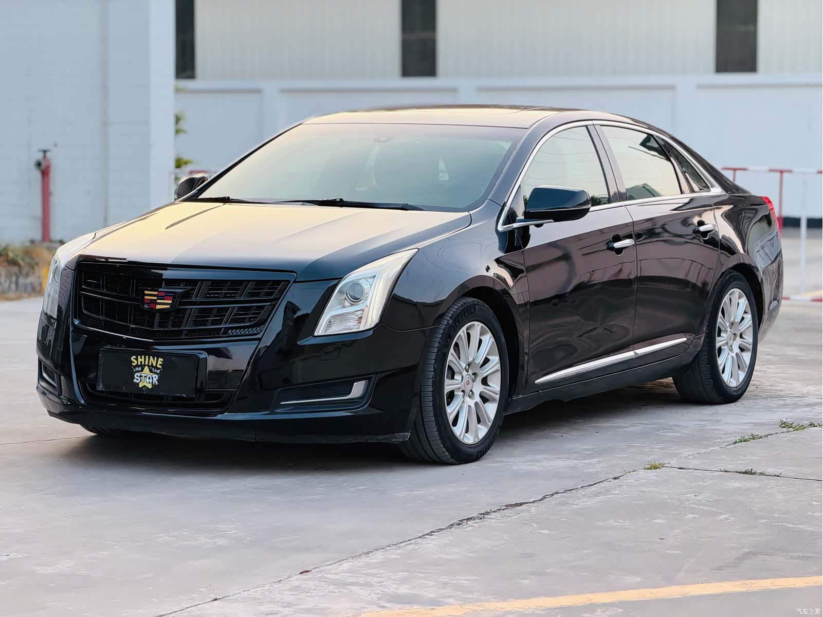Cadillac XTS, 2014 1
