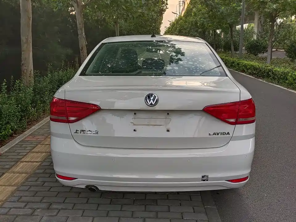Volkswagen Lavida
