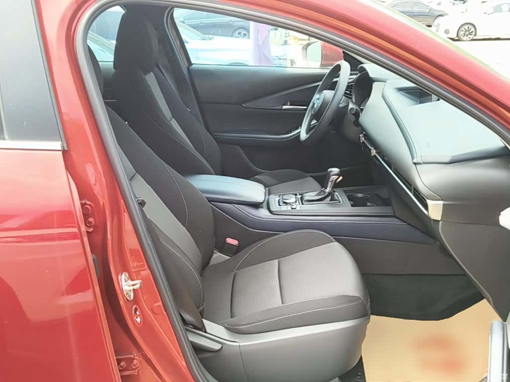 Mazda CX-30, 2021 25
