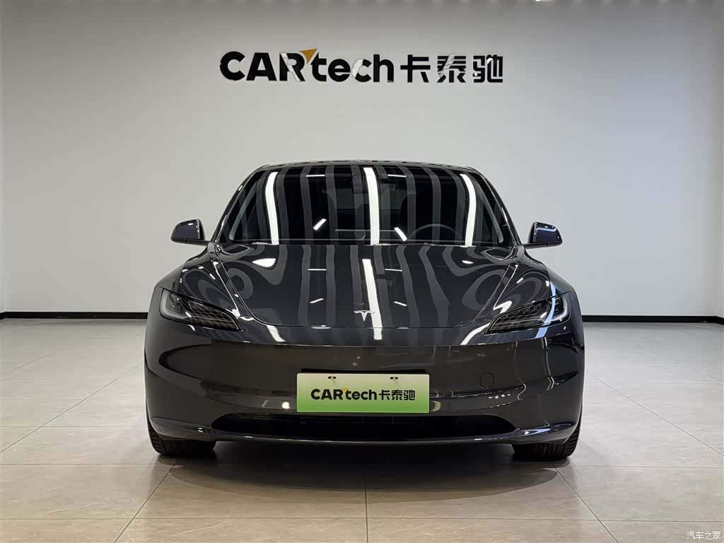 Tesla Model 3, 2024 3