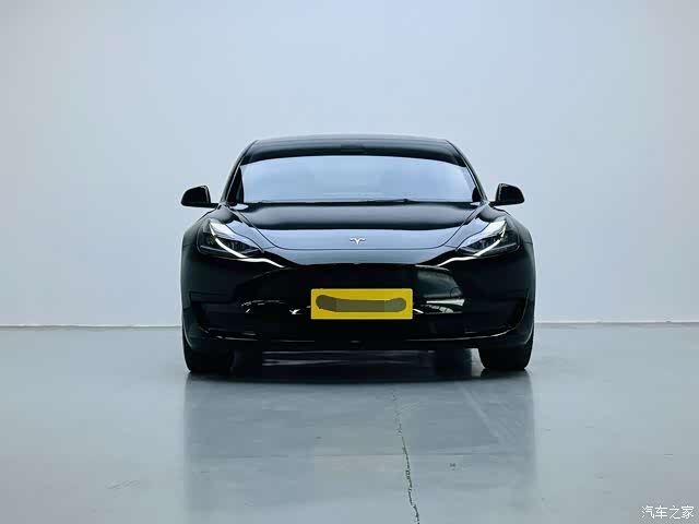 Tesla Model 3, 2023 2