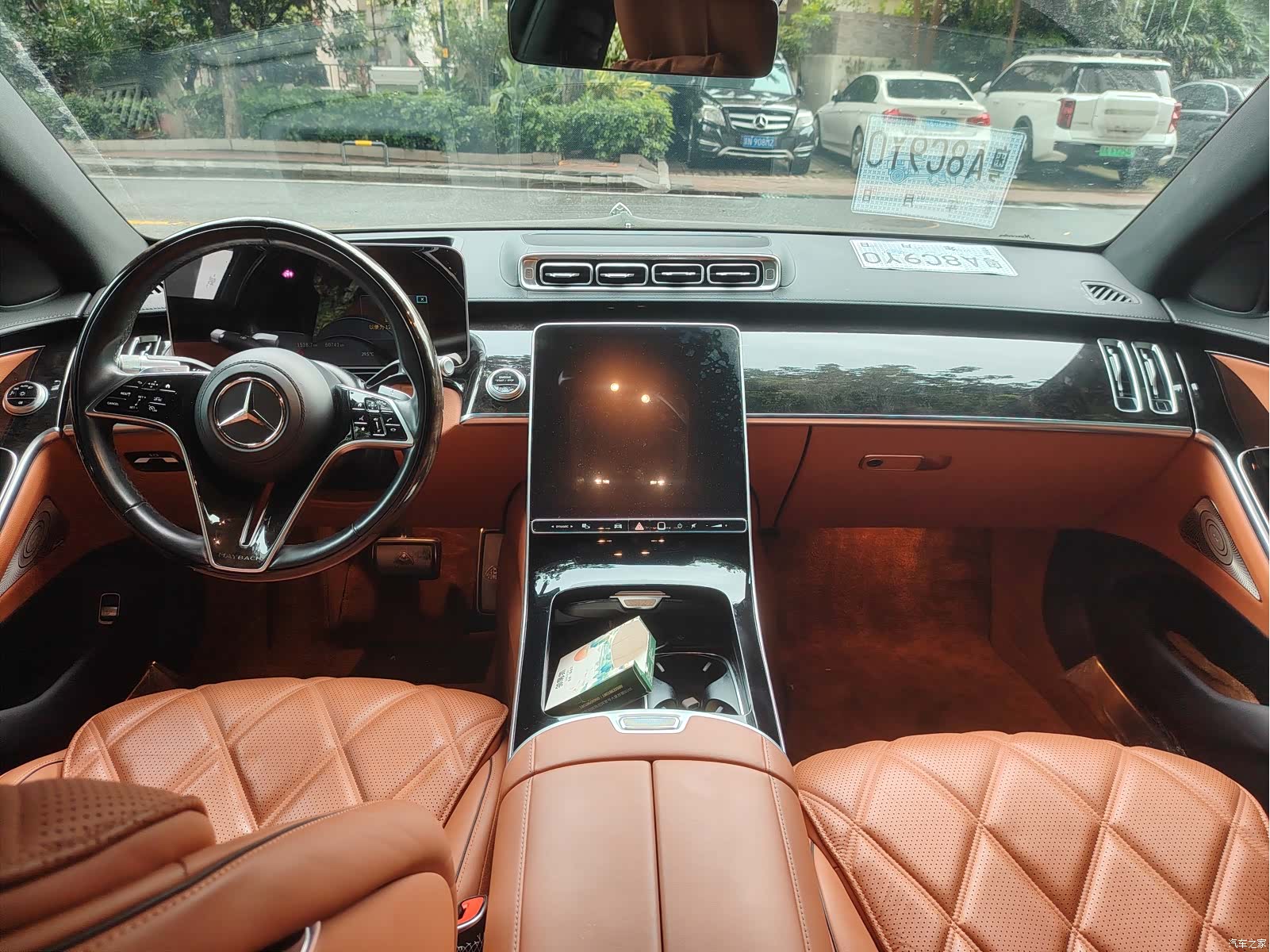 Maybach S-Class, 2022 все фото