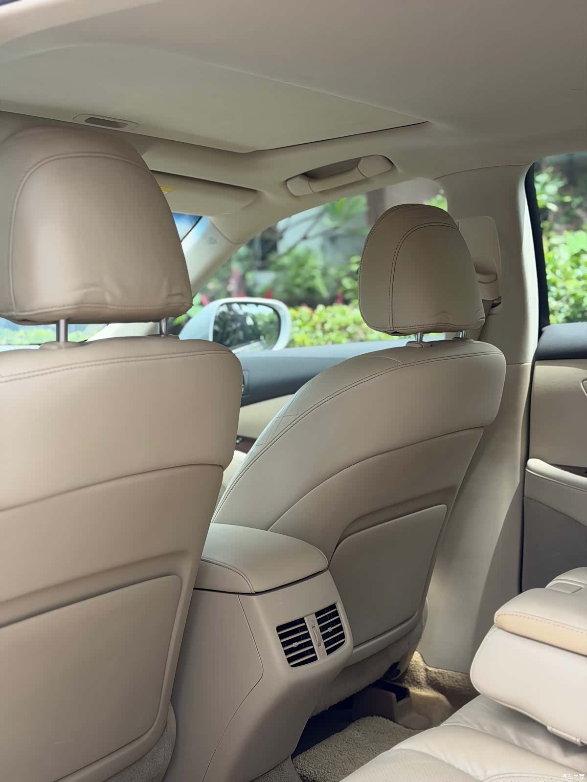 Lexus ES, 2010 11