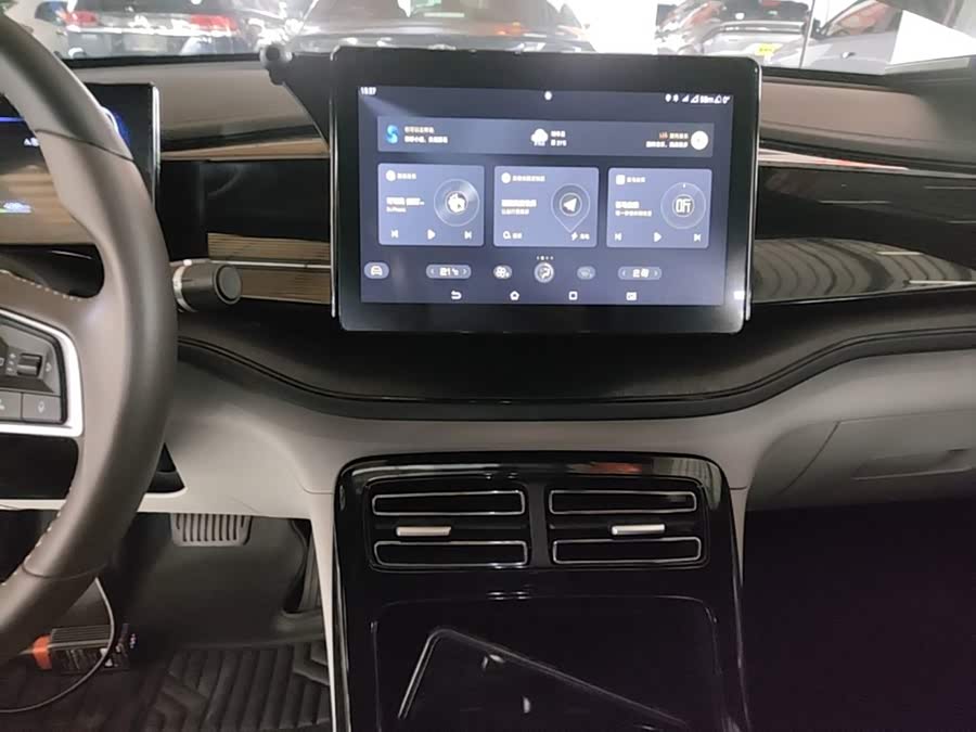 BYD Qin PLUS 2024, фото 12