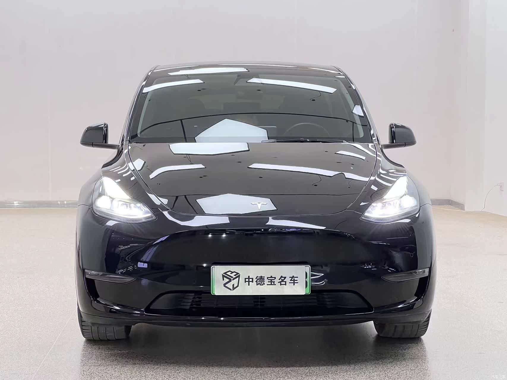 Tesla Model Y, 2021 2