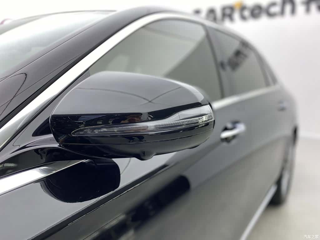 Mercedes-Benz E-Class, 2023 28