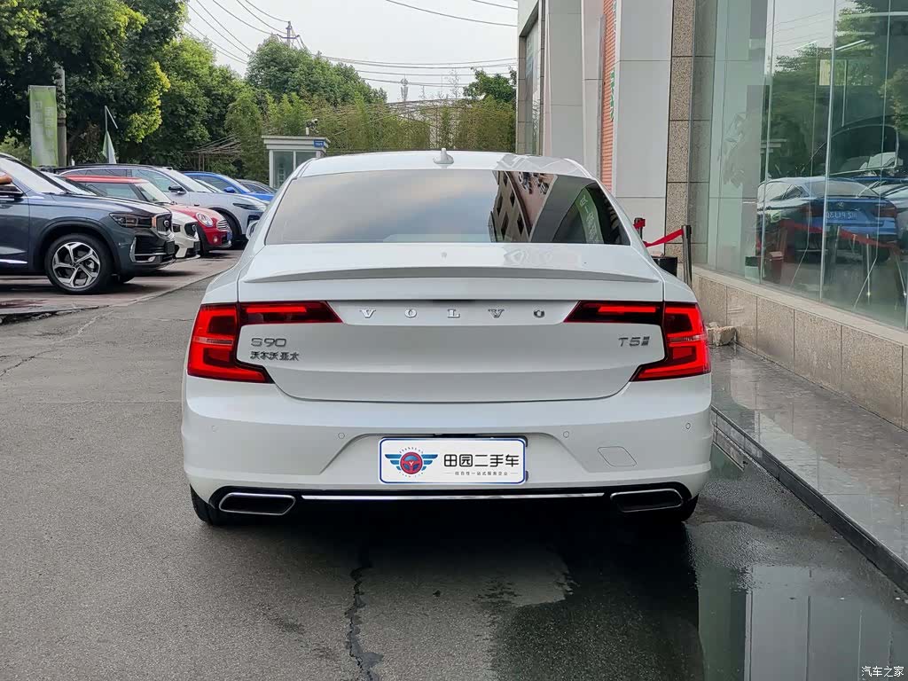 Volvo S90, 2019 все фото