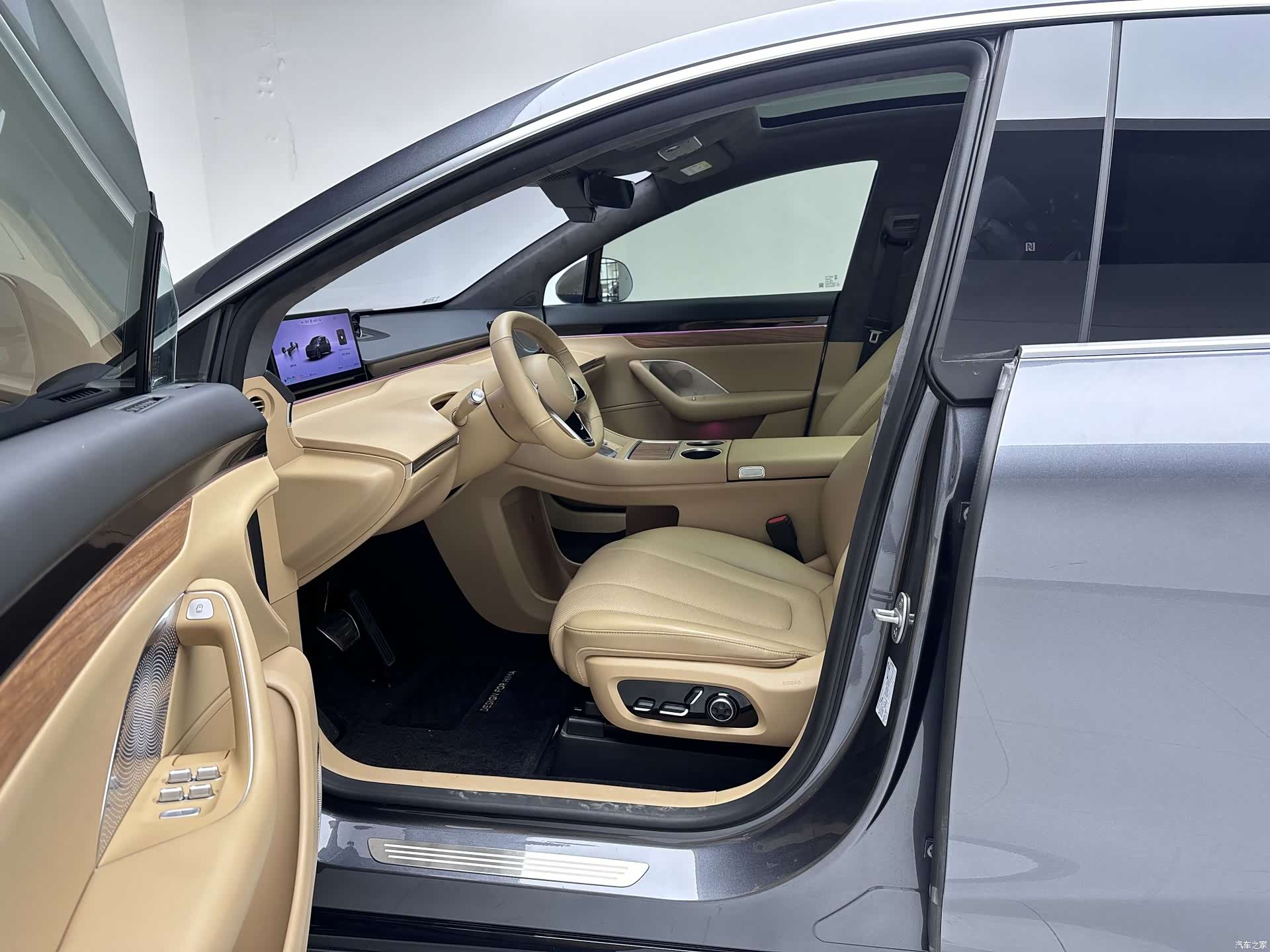 Luxeed R7, 2025 9