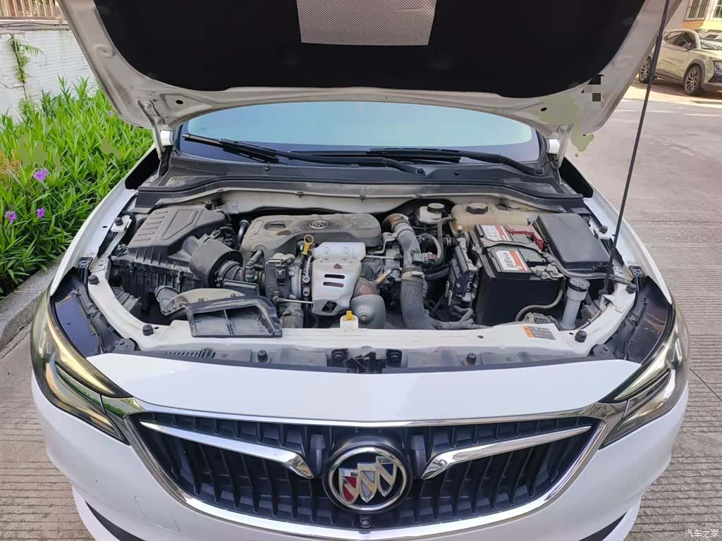 Buick V, 2019 18