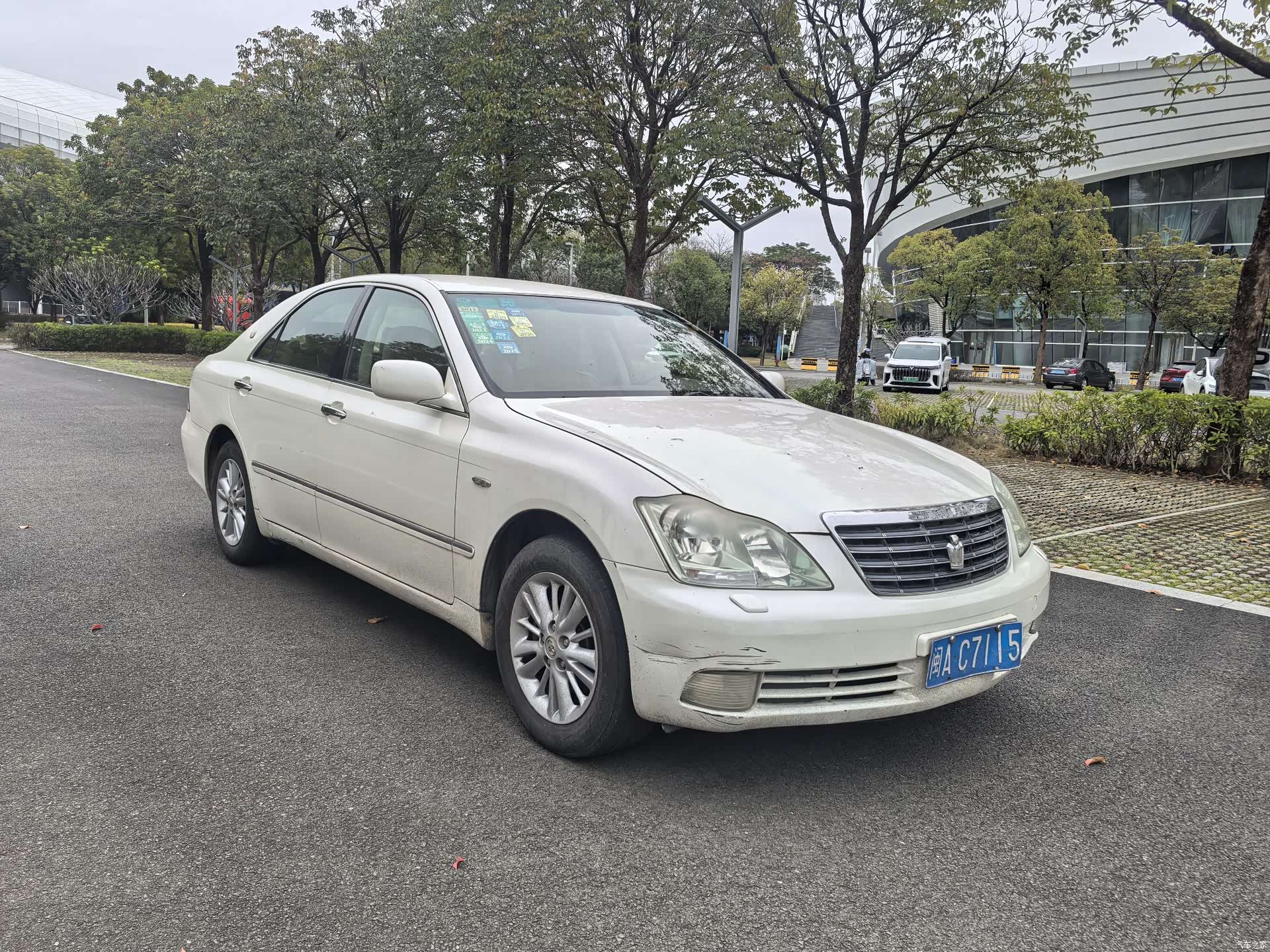 Toyota Crown, 2007 3
