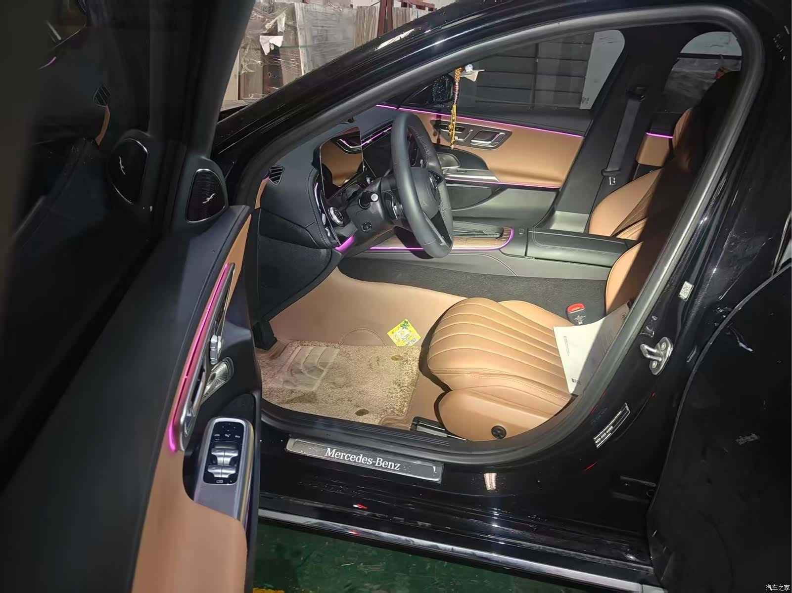 Mercedes-Benz E-Class, 2025 15