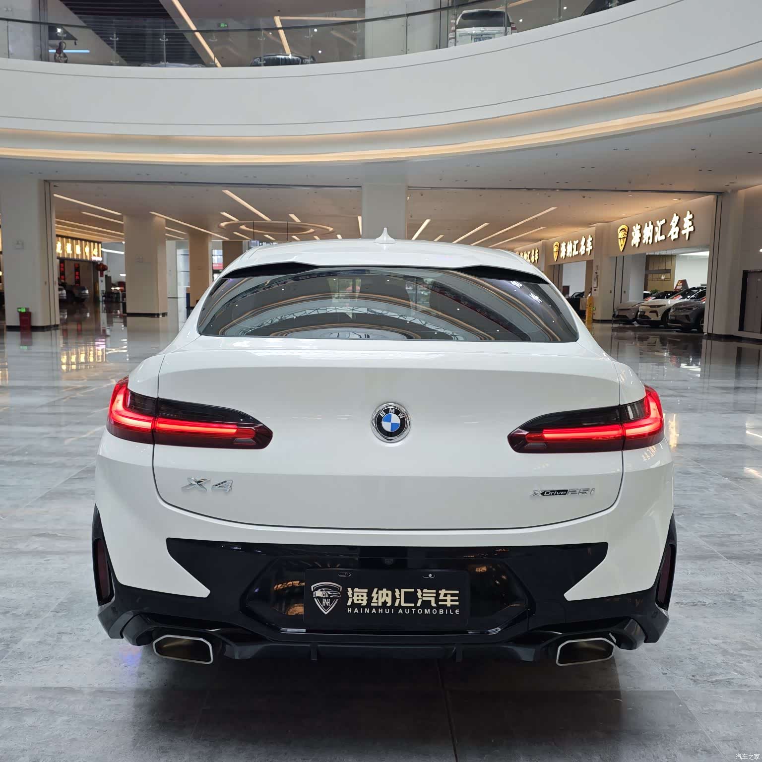 BMW X4, 2024 все фото
