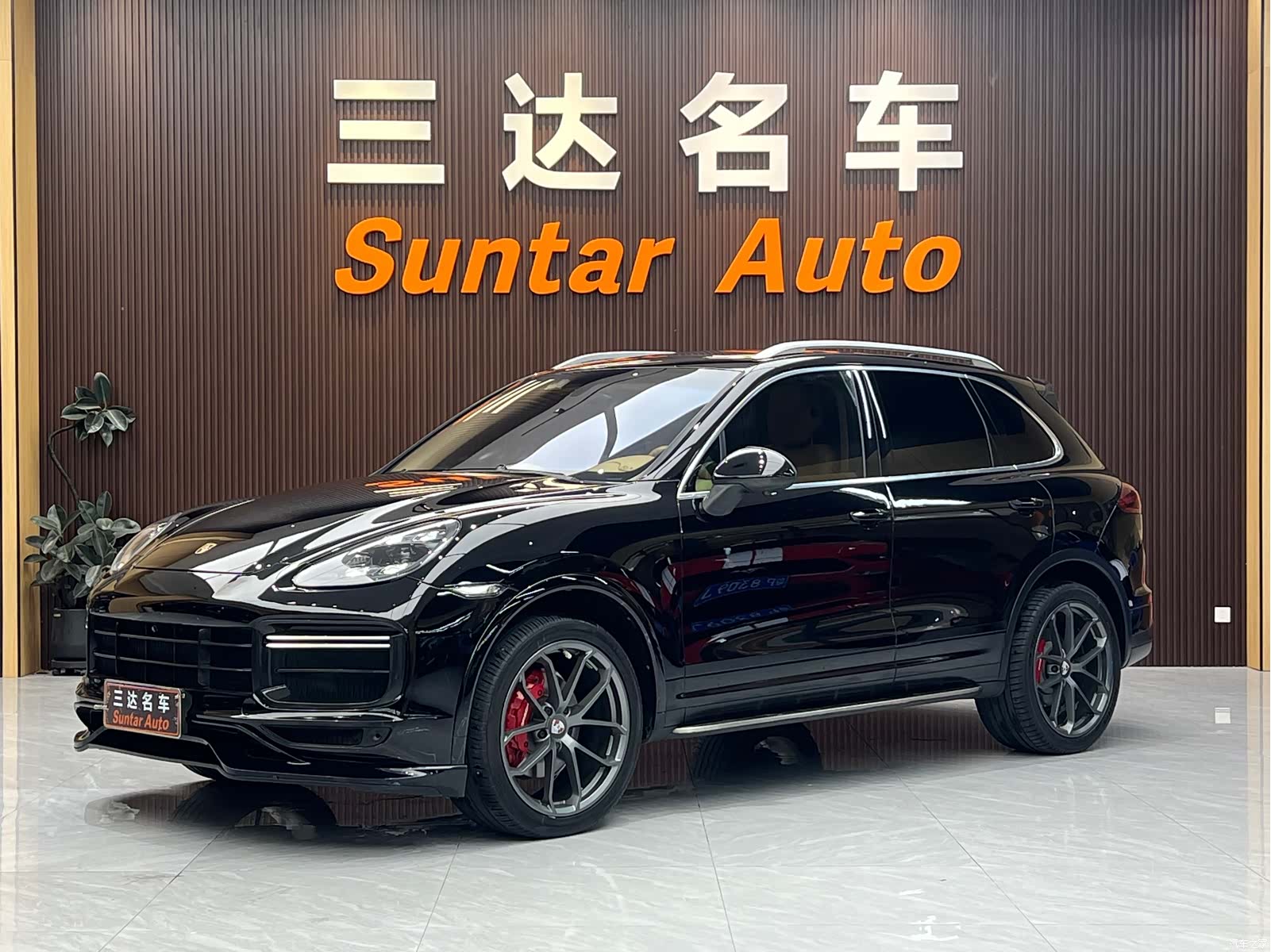 Porsche Cayenne, 2013 1