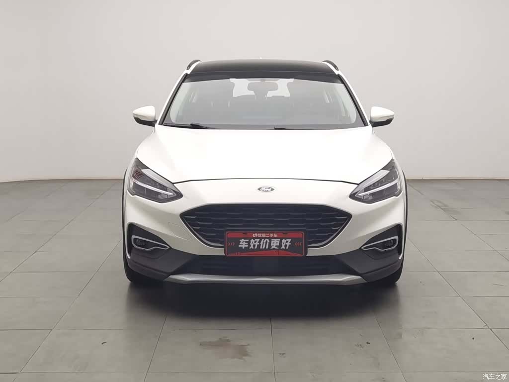 Ford Focus, 2021 3