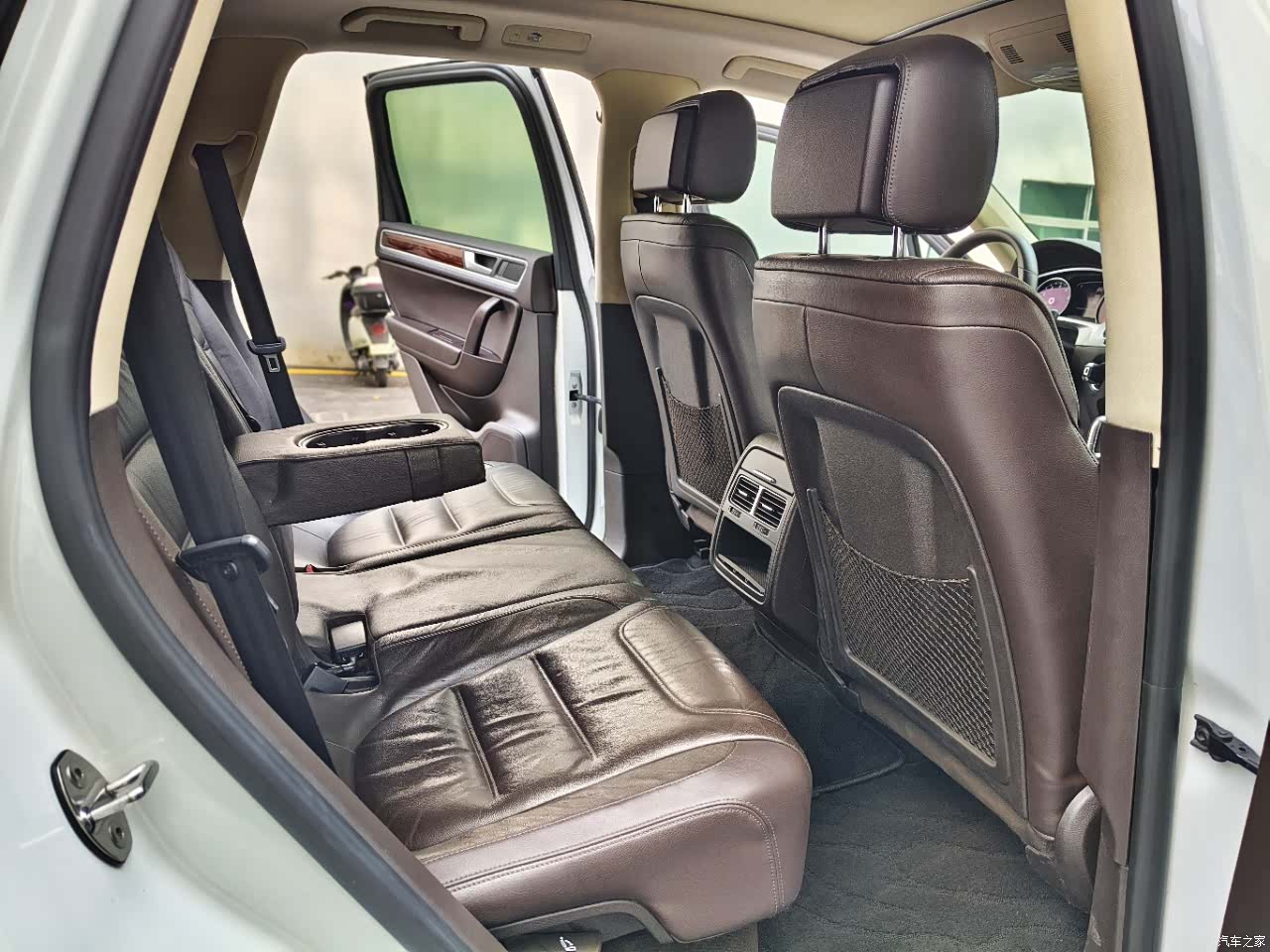 Volkswagen Touareg, 2015 12