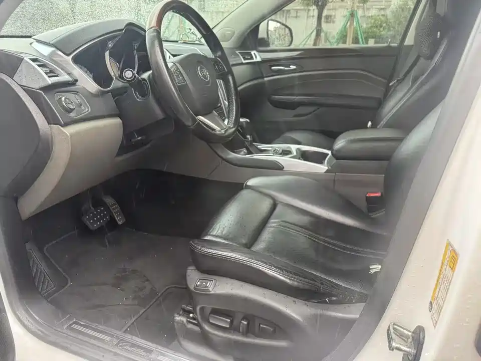 Cadillac SRX