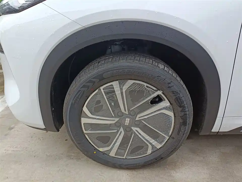 Geely Galaxy Galaxy Starship 7 EM-i