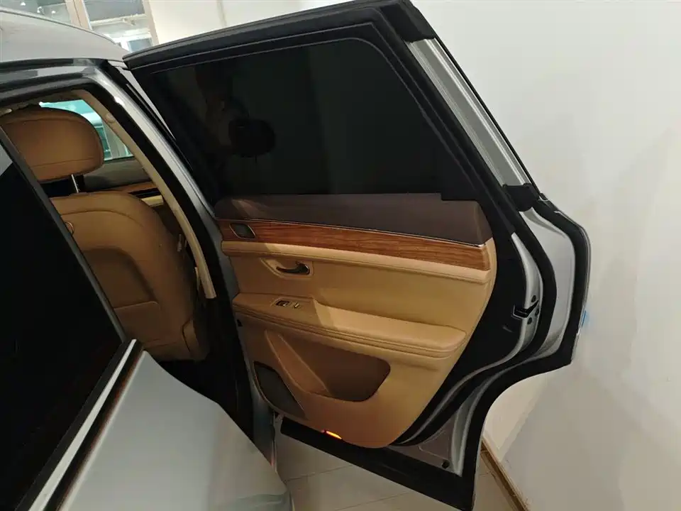 HarmonyOS Ask the world M7