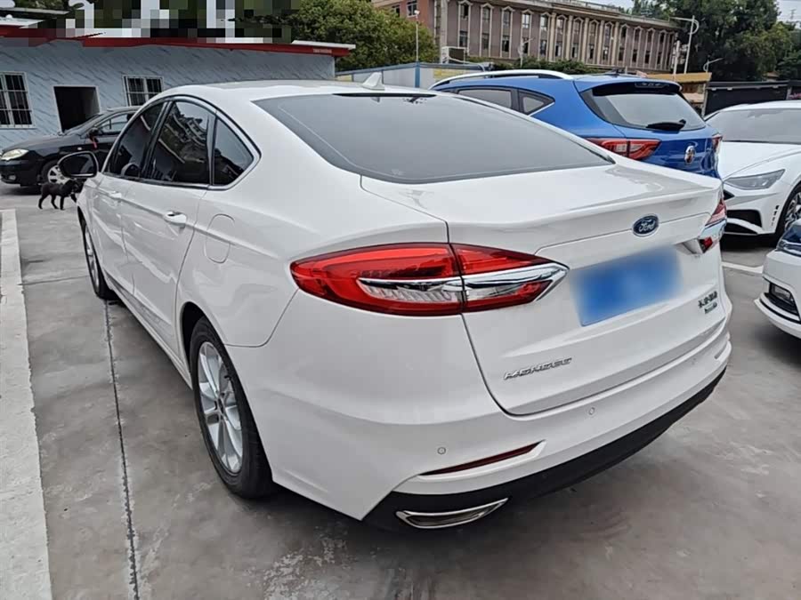 Ford Mondeo 2021, фото 5