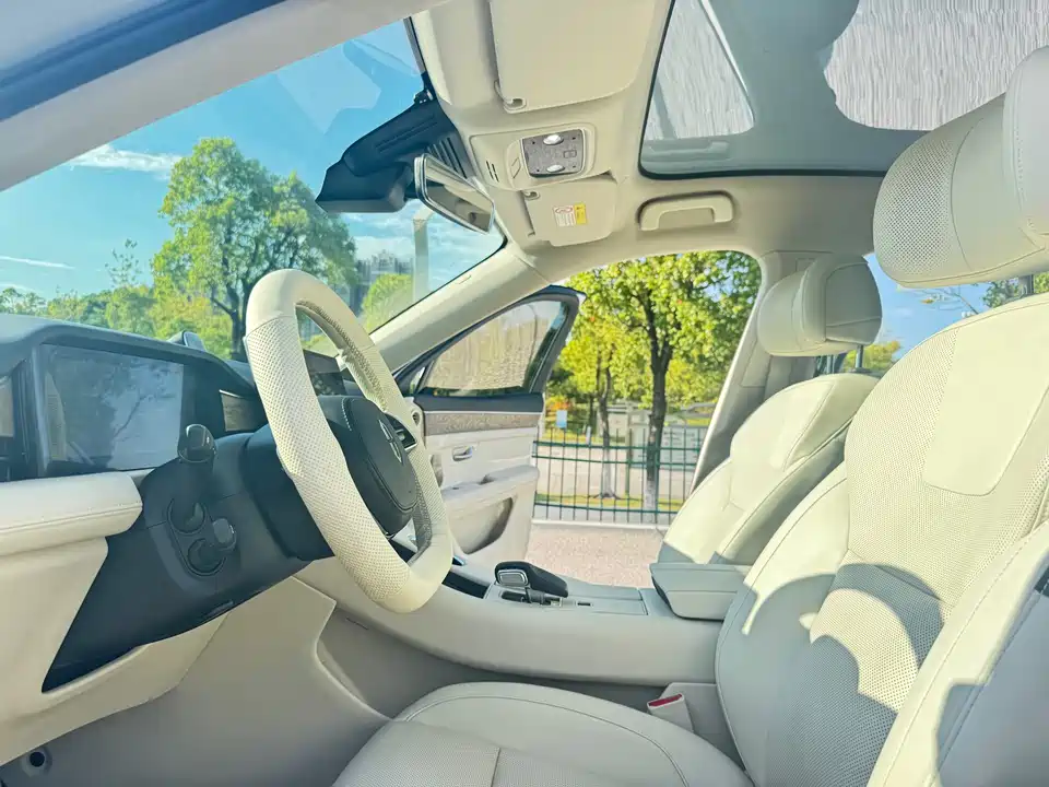 HarmonyOS Ask the world M5