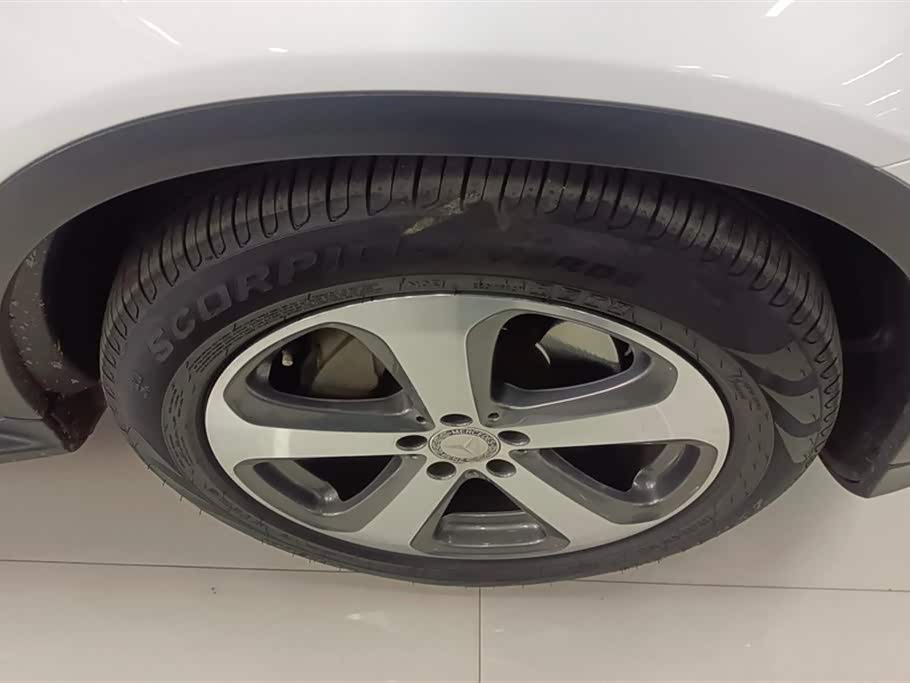 Mercedes-Benz GLC Mercedes-Benz GLC