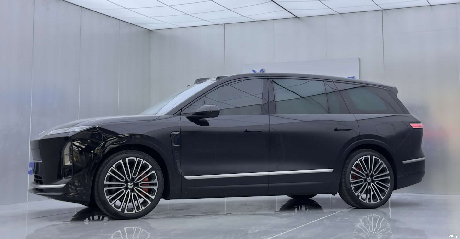 NIO ES8, 2026 4