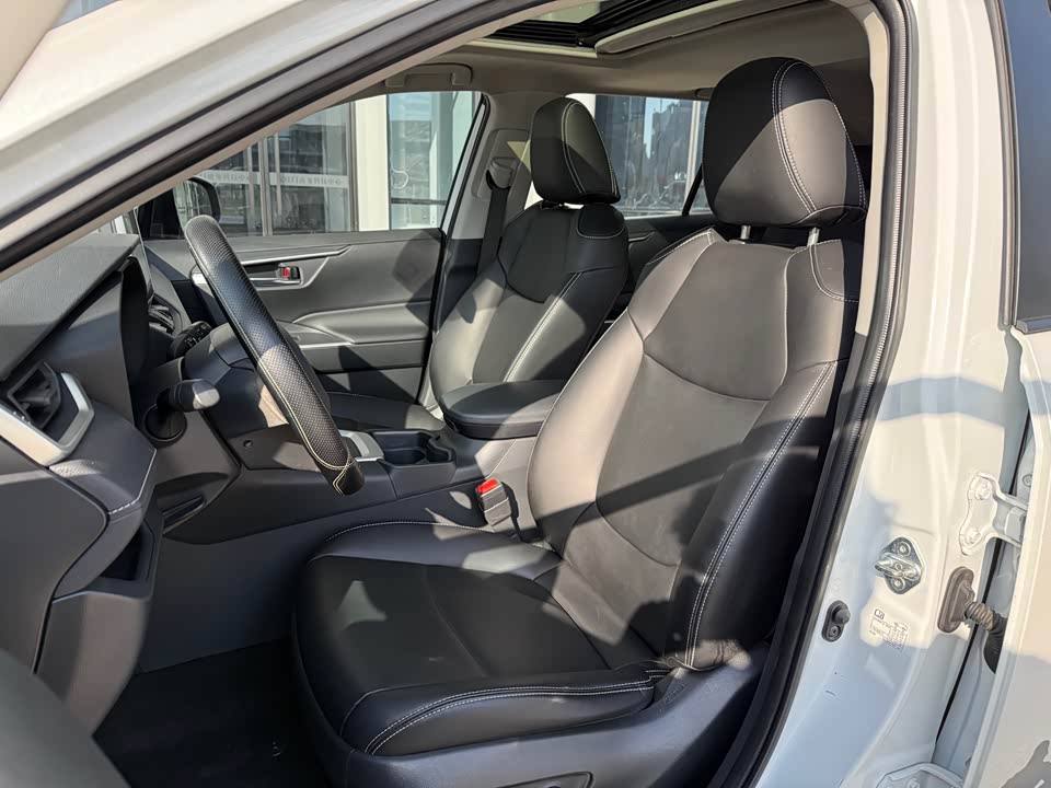 Toyota RAV4 Rongfang Dual Engine E+