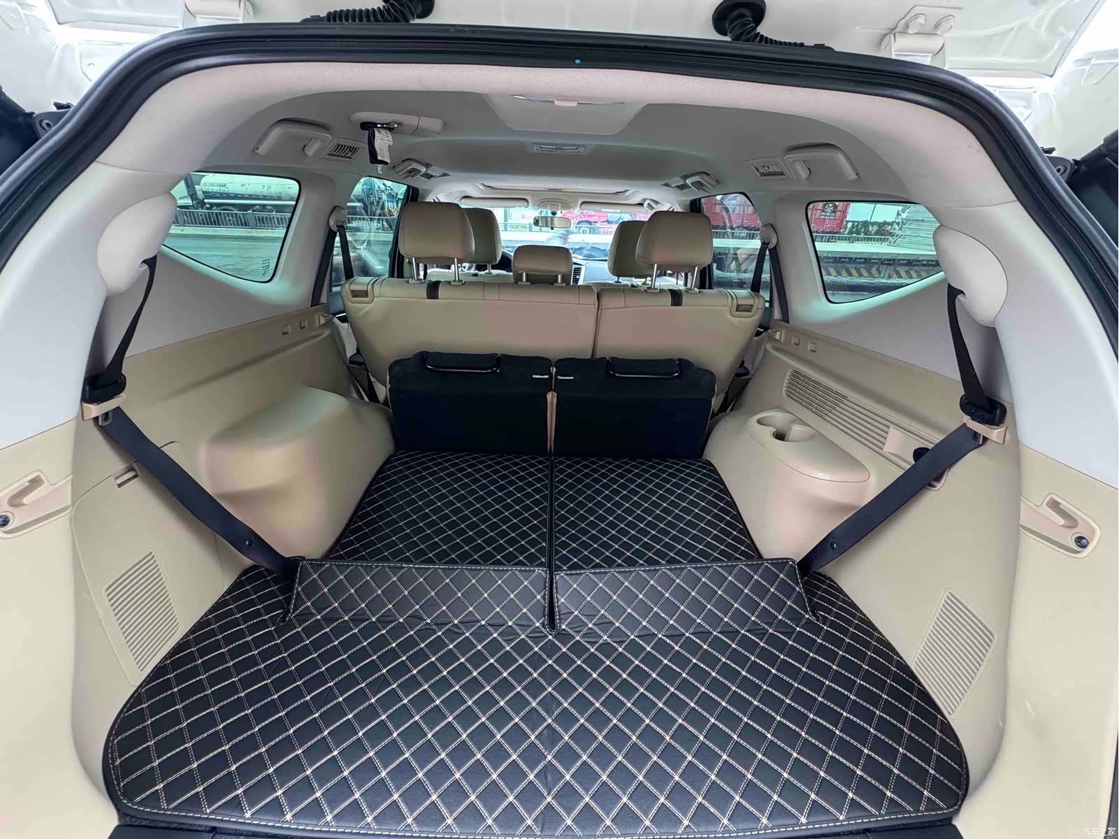 Mitsubishi Pajero, 2019 12