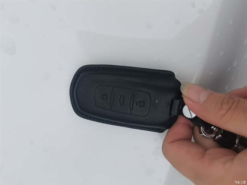 Geely Emgrand, 2017 9