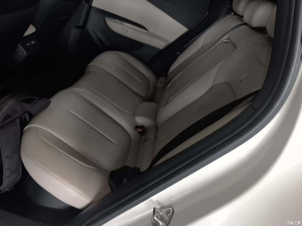 Lynk & Co 02, 2025 17