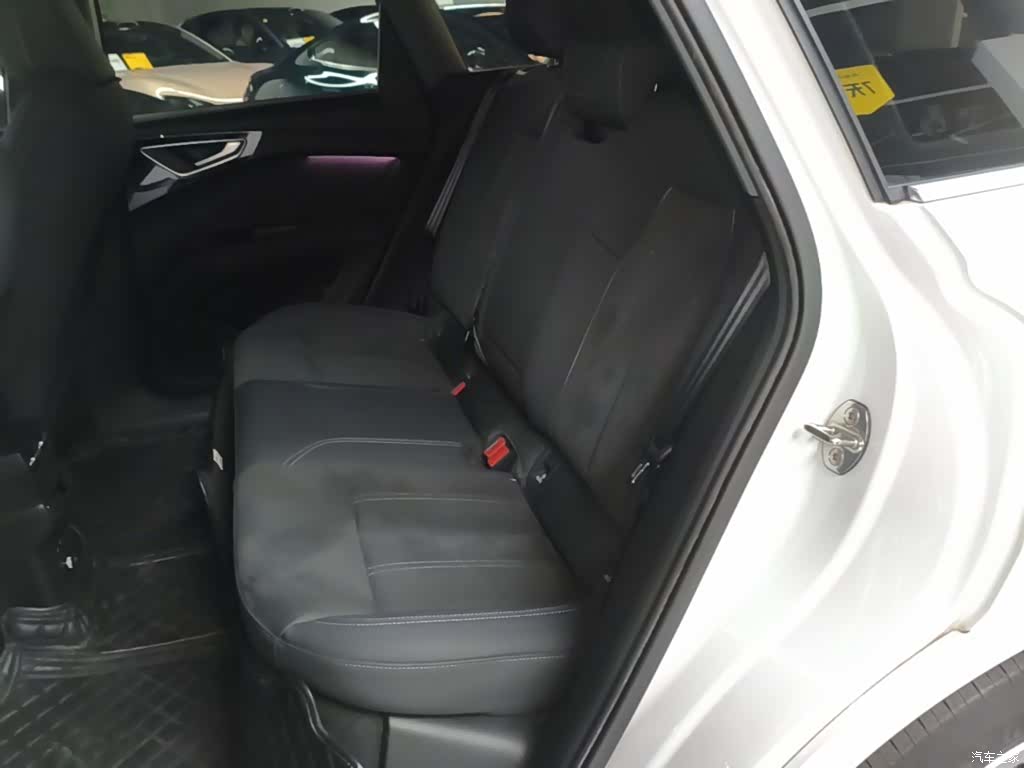 Audi Q4 e-tron, 2023 17