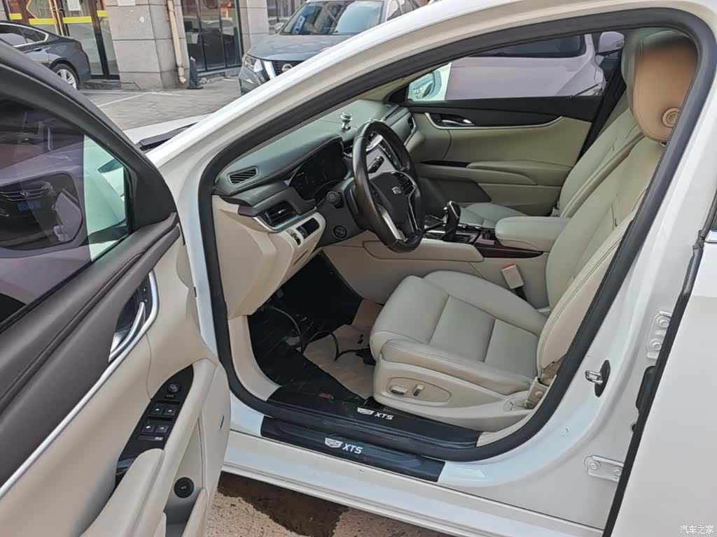 Cadillac XTS, 2017 16