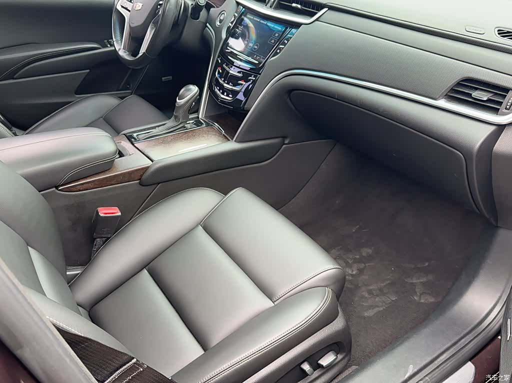 Cadillac XTS, 2019 23