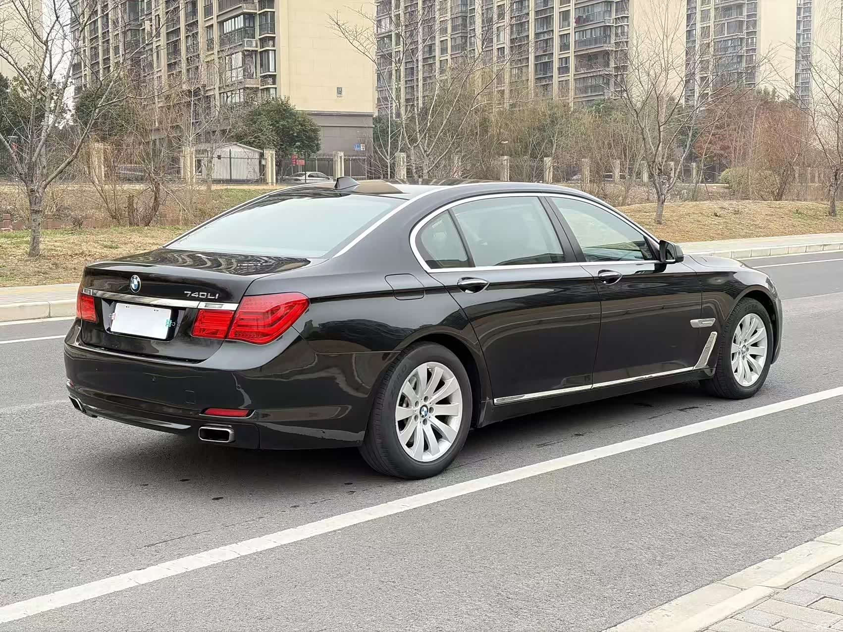 BMW 7 Series, 2011 все фото