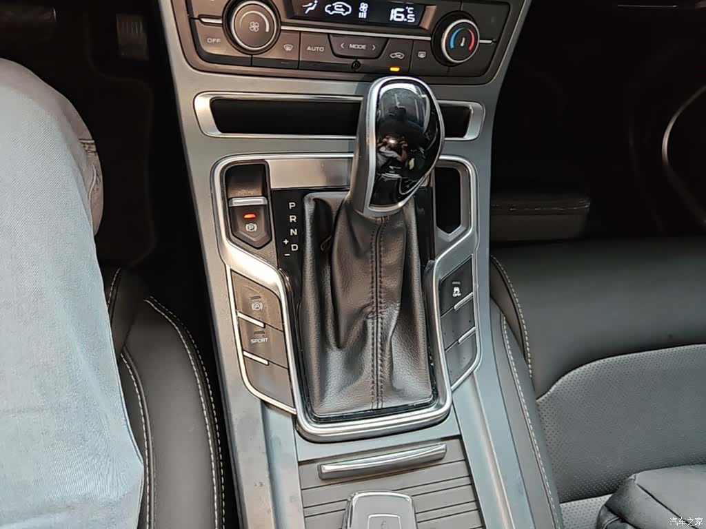 Geely Emgrand, 2019 14
