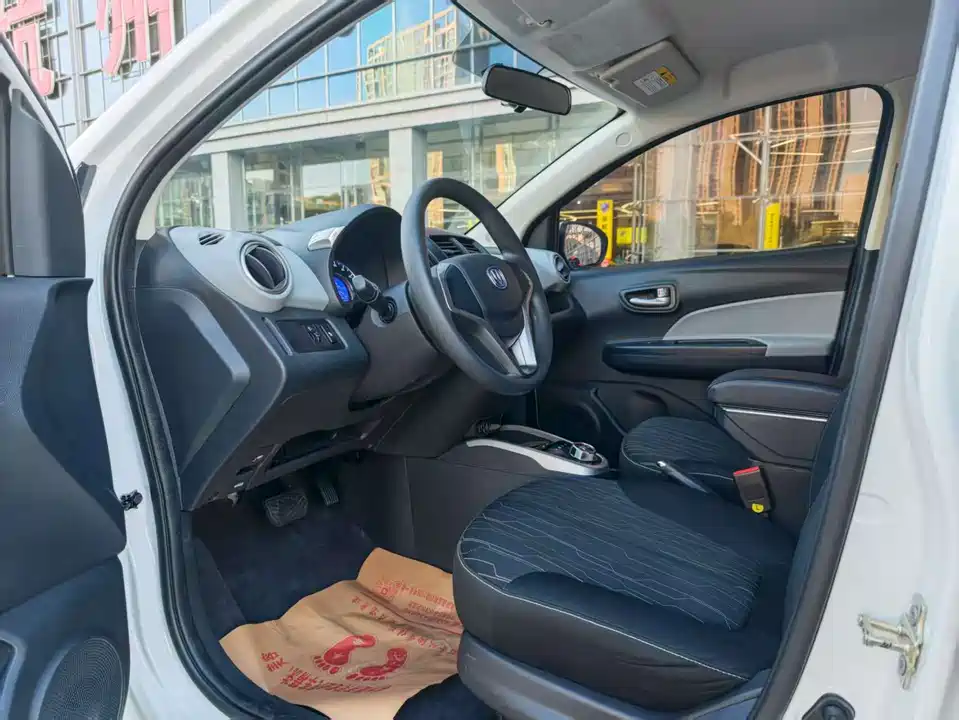 Changan Benben E-Star