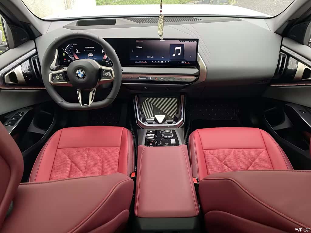 BMW X3, 2026 все фото
