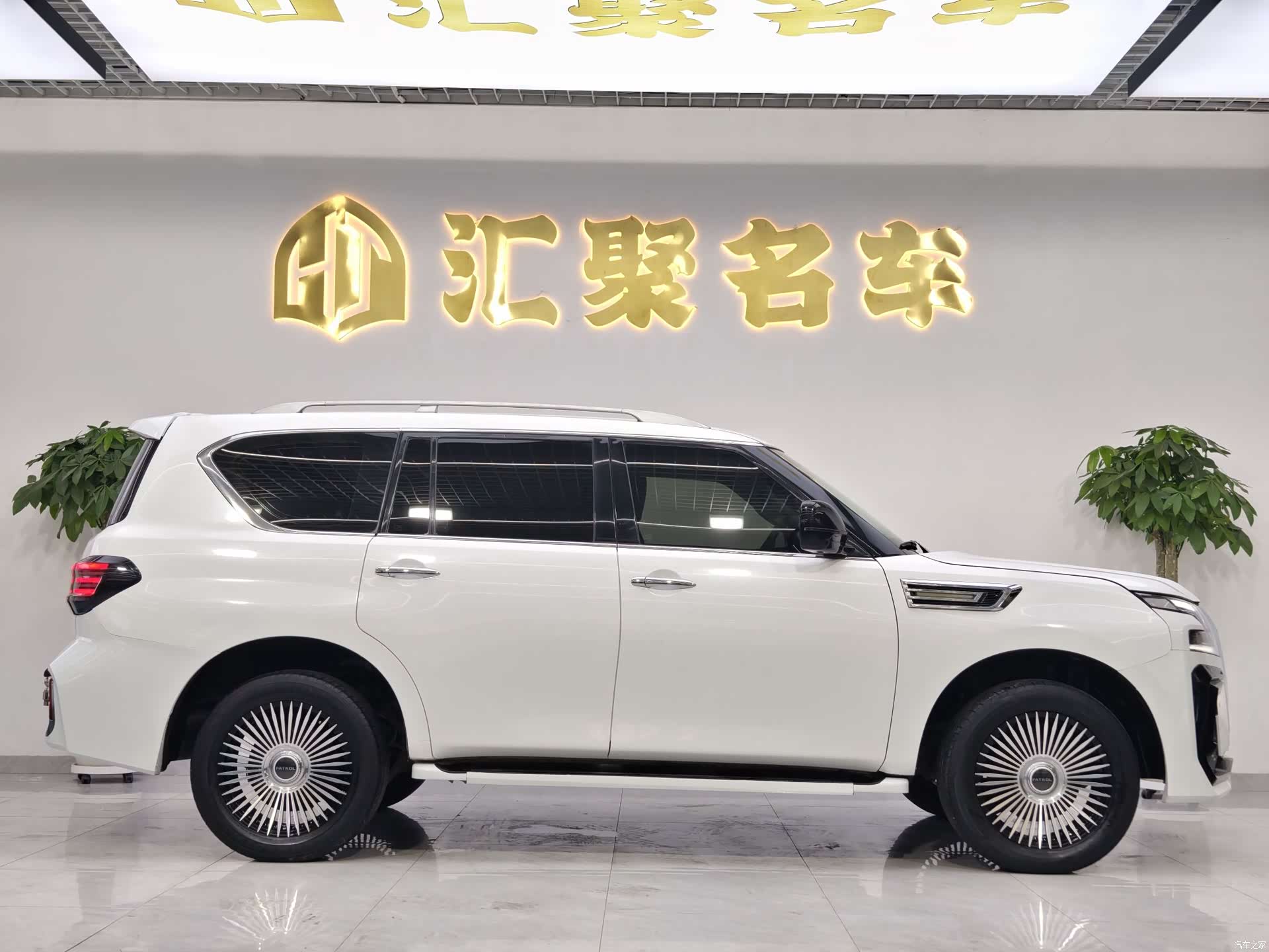 Nissan Patrol, 2017 все фото
