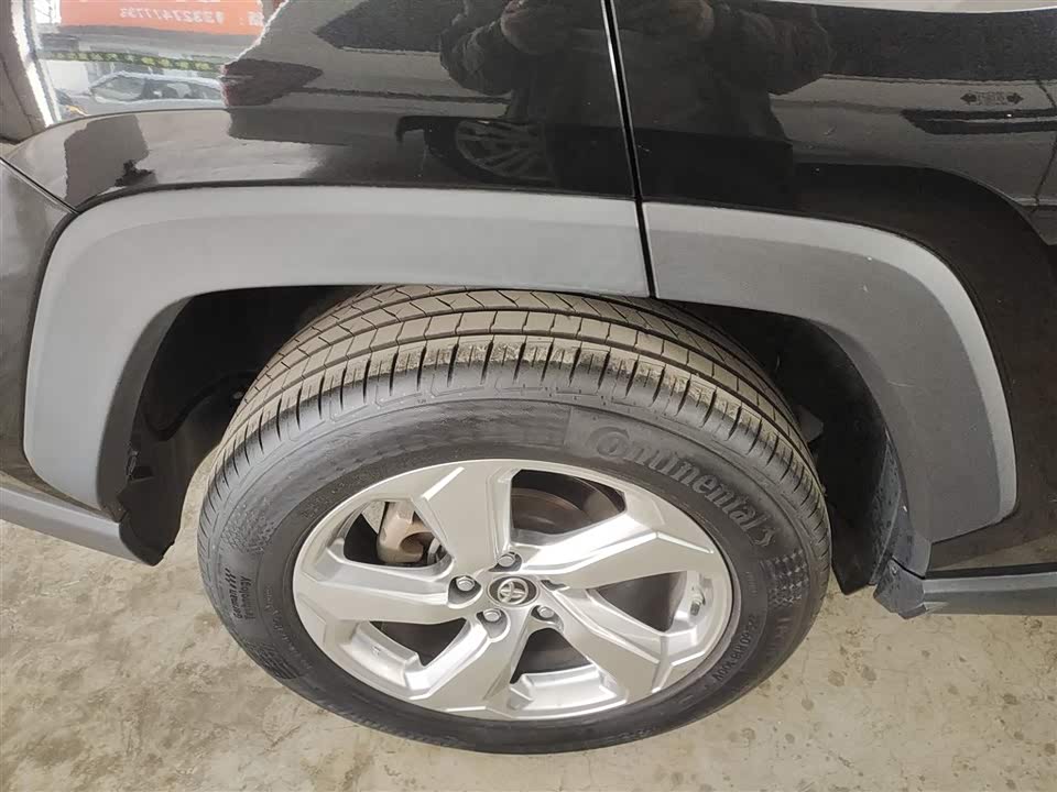 Toyota RAV4 Rongfang