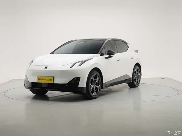 Lynk & Co 02