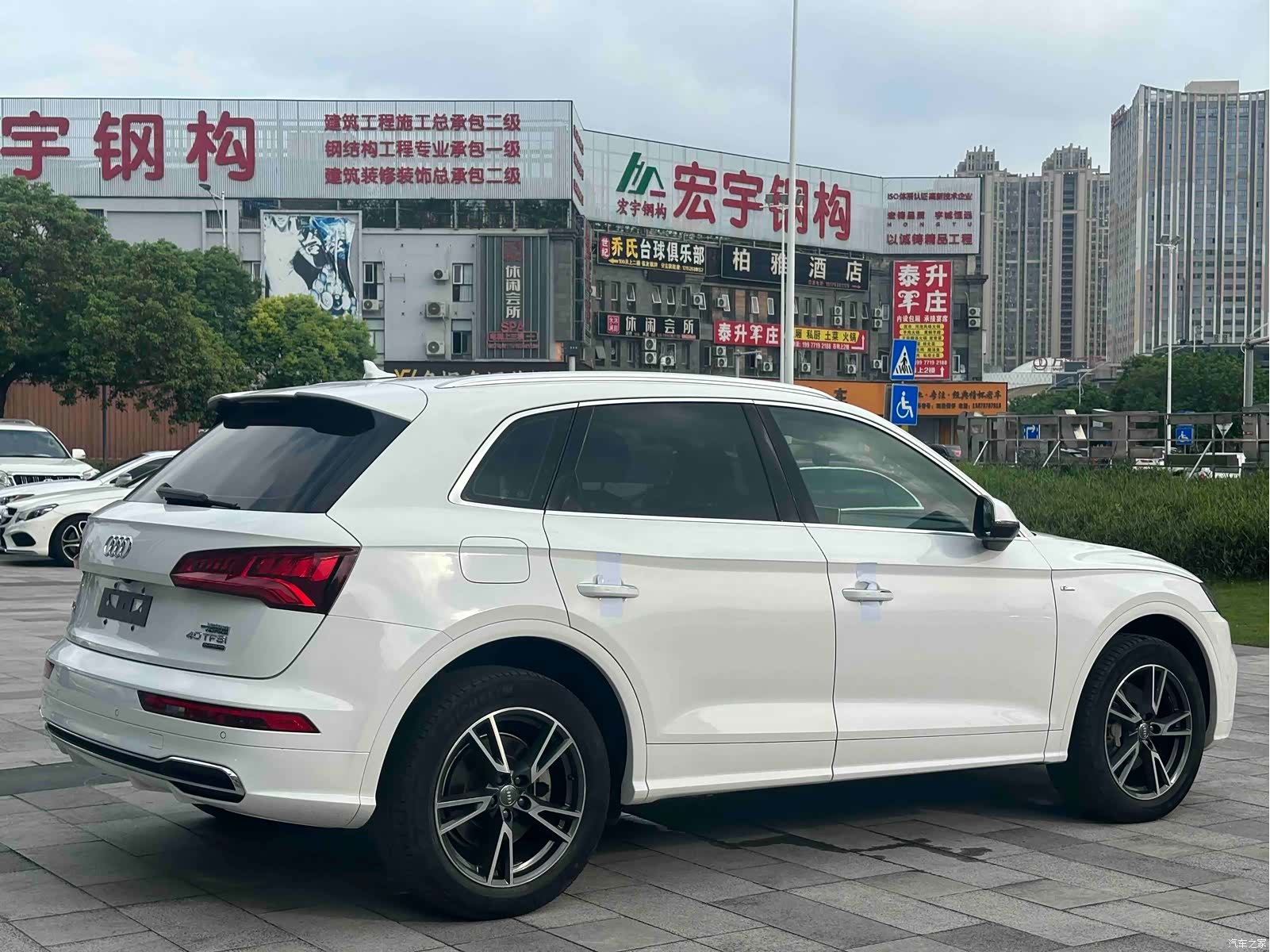 Audi Q5L, 2018 4