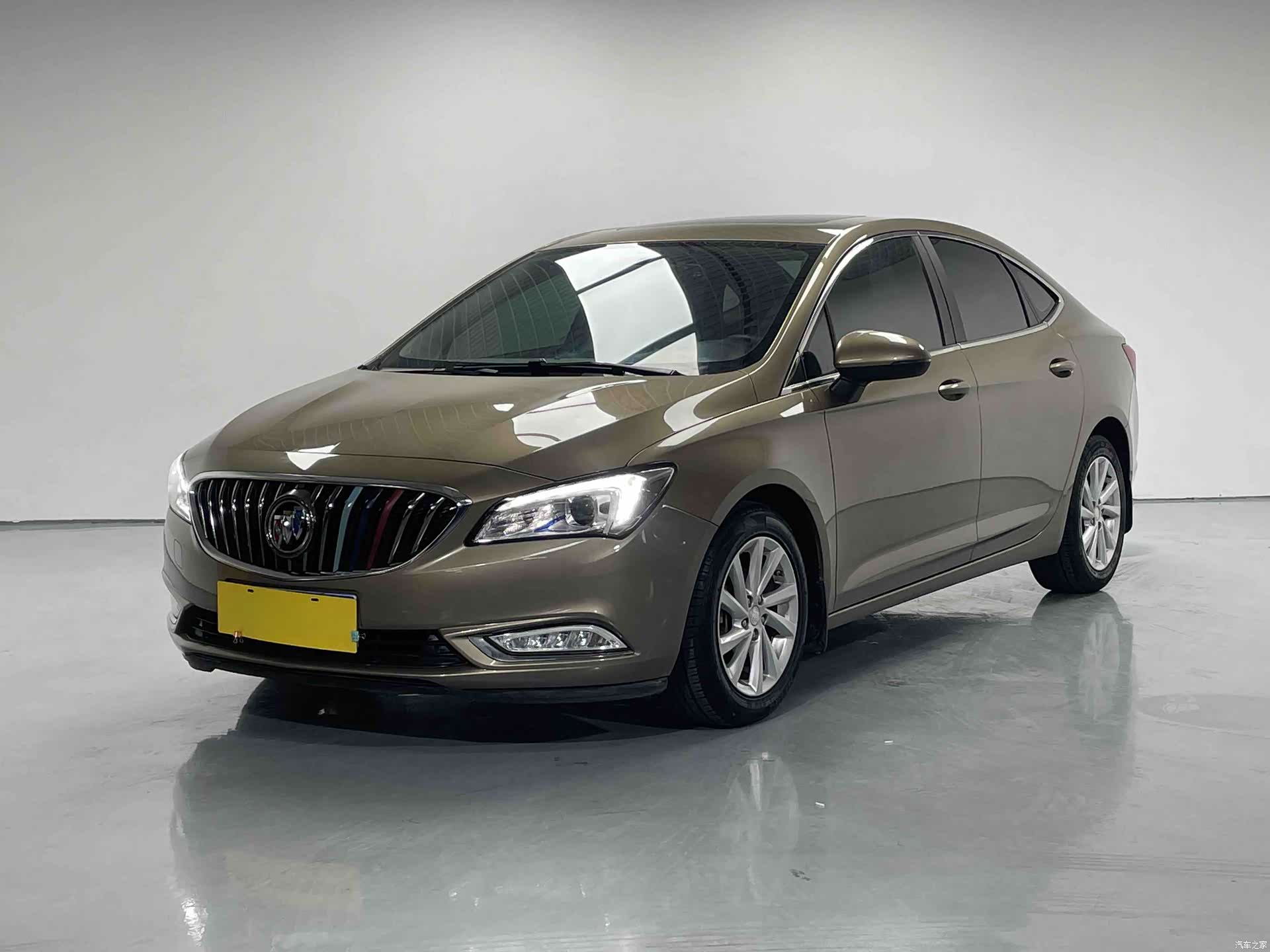 Buick Verano, 2016 1