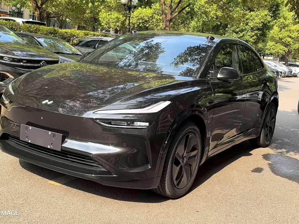 NIO L60